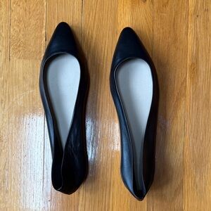 Brand new Theory Black Leather Ballerina Flats Size 7